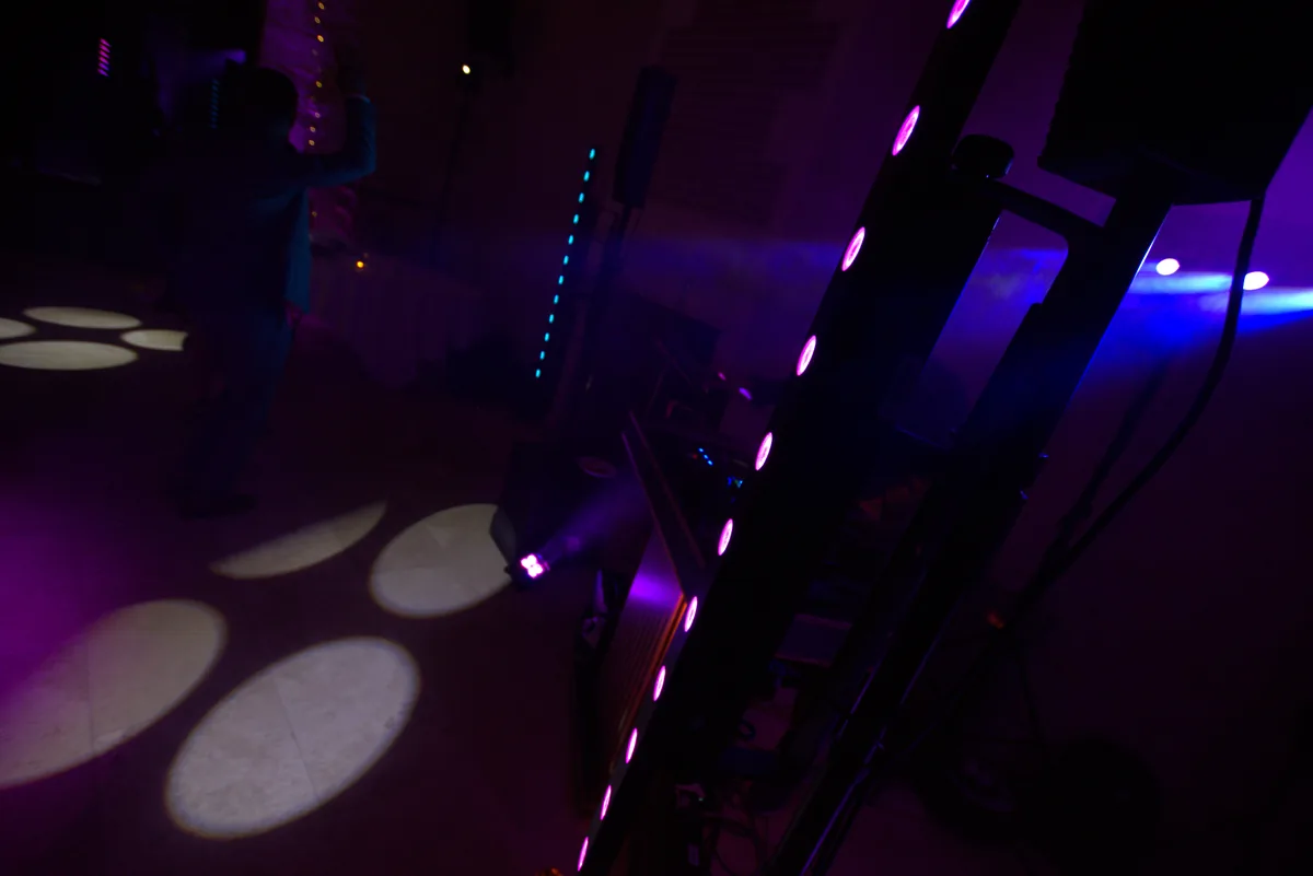 Jeux de lumière et scénographie DJ Gus