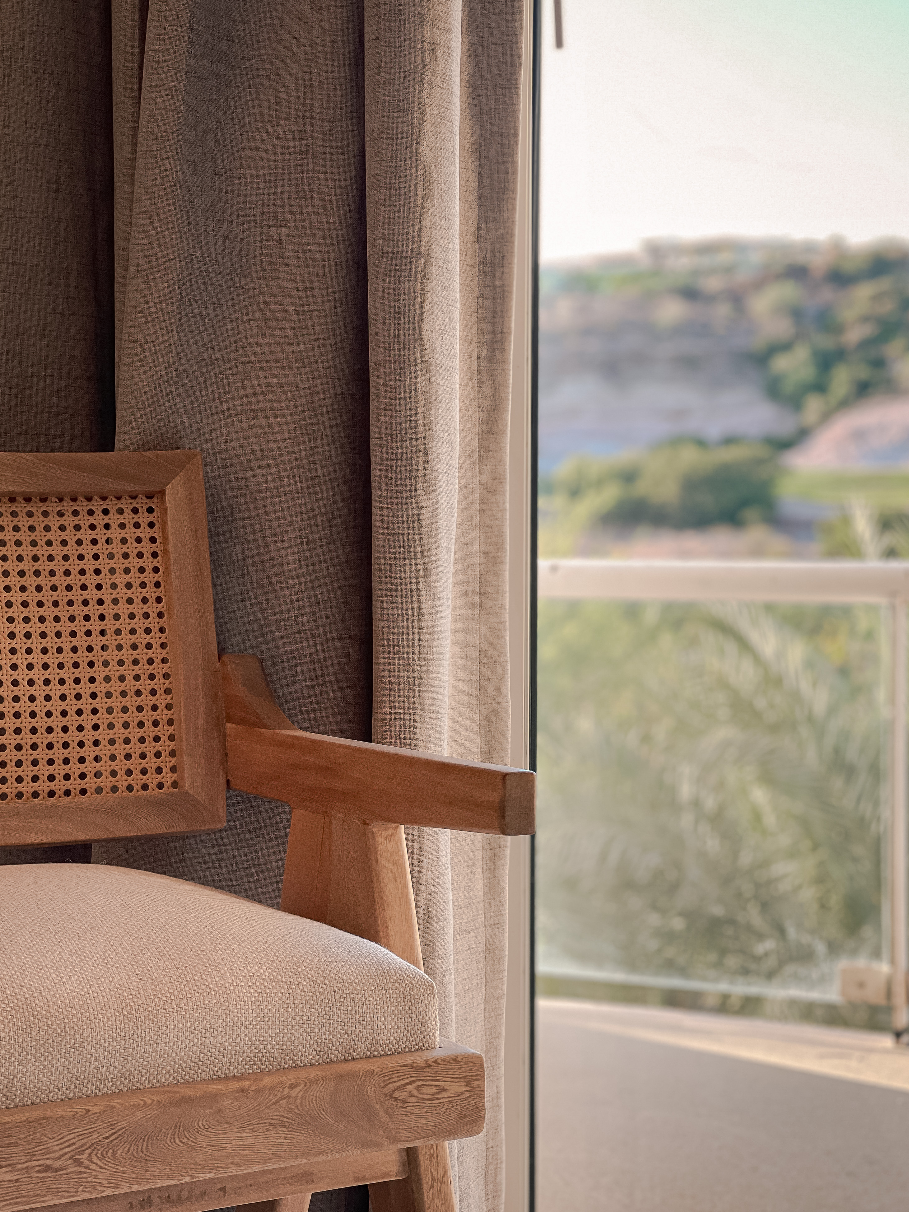 window-chair