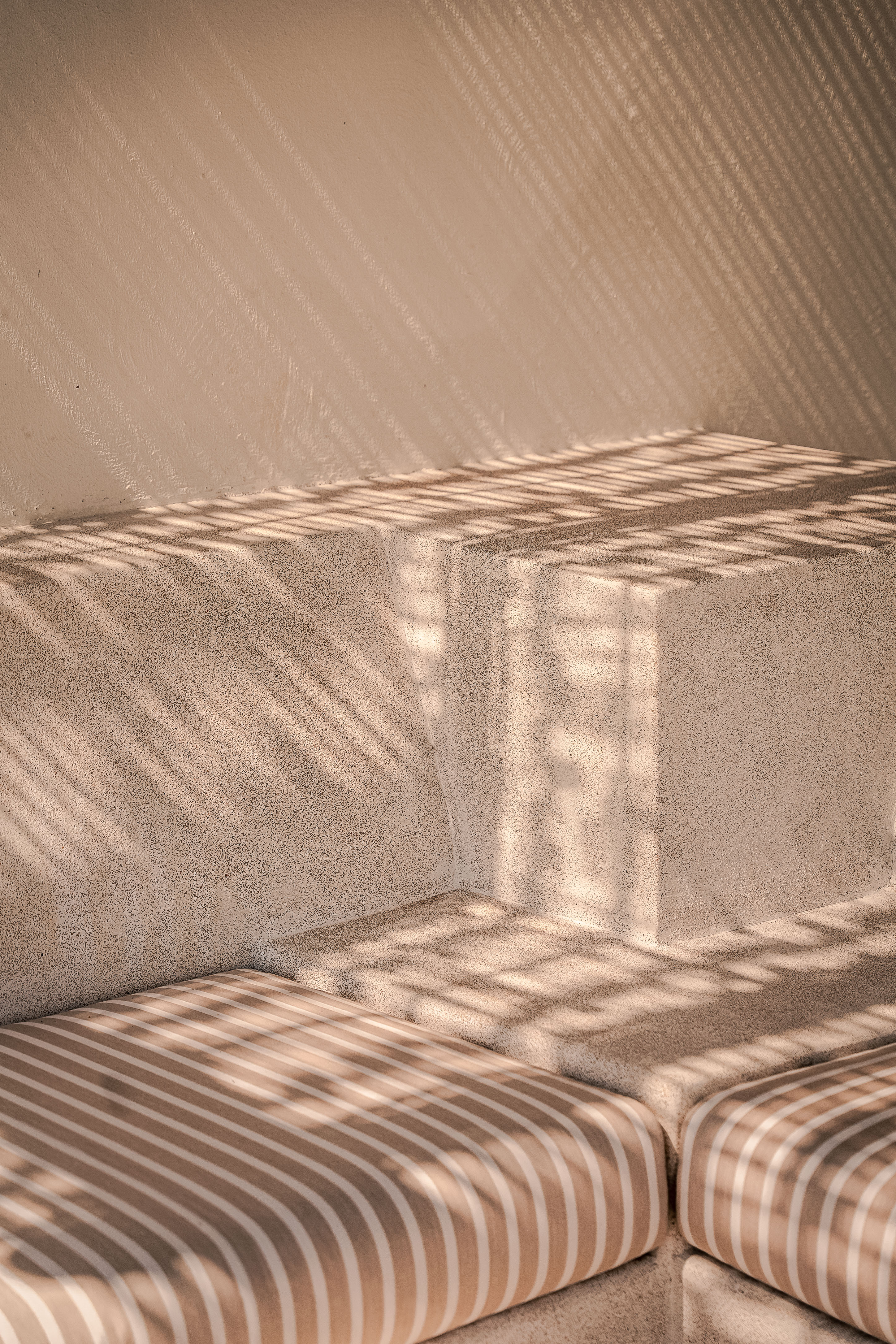 concrete-sofa