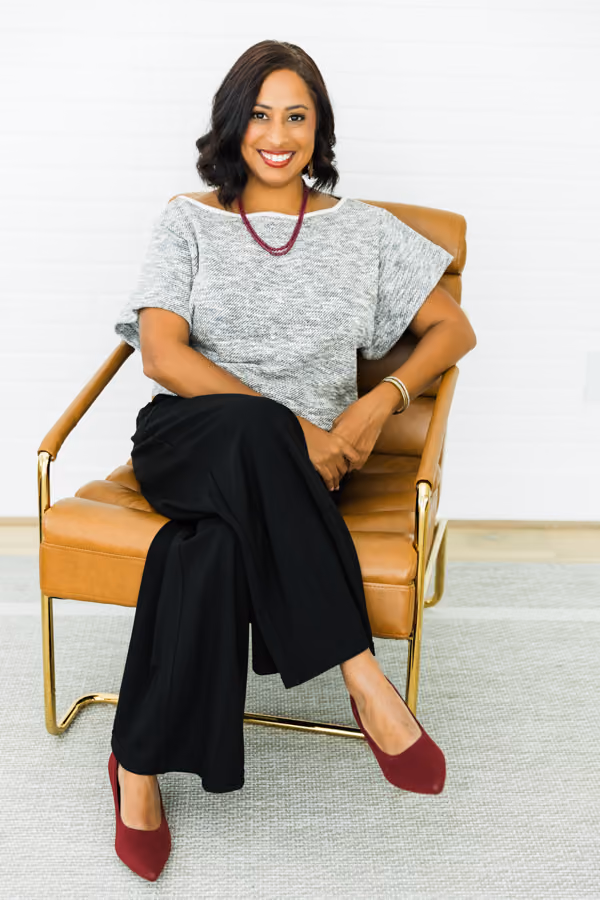 Farrah Mitra Professional image