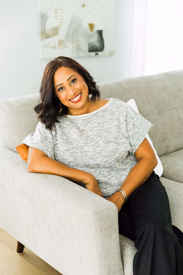 Farrah Mitra Professional image
