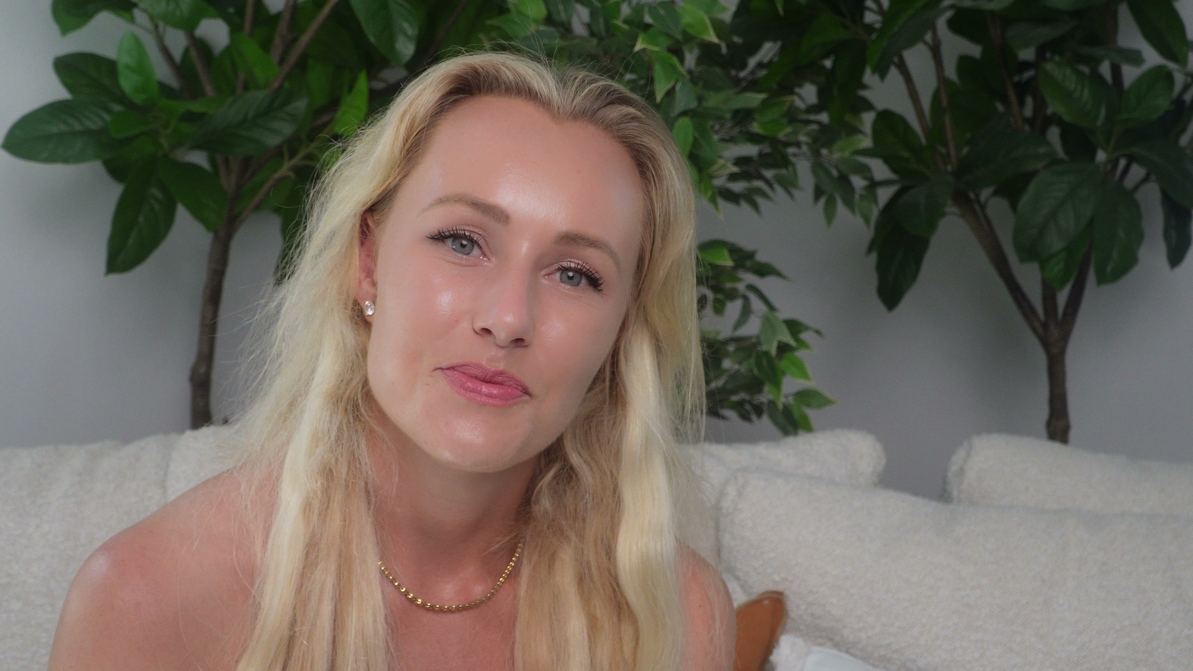 Cecilie Stabell in the Upgraded Reality video