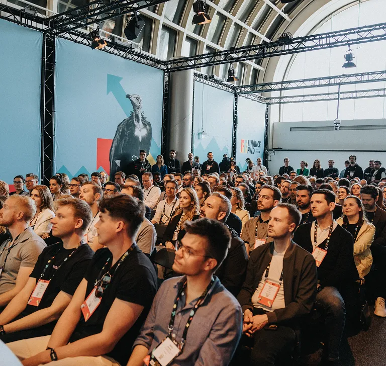 Publikum bei der Finance FWD Konferenz