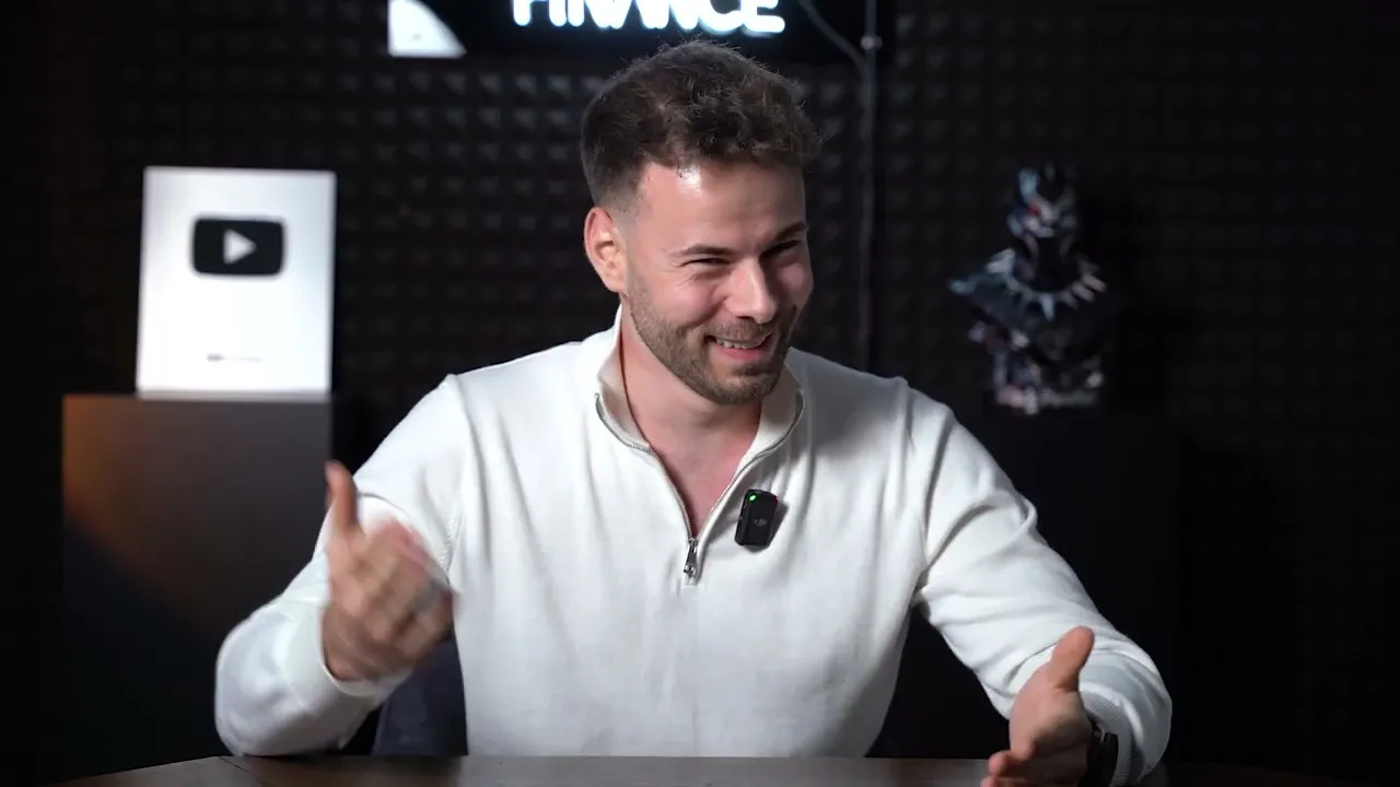 Fabian Lehner im Teaching Socials Kundeninterview