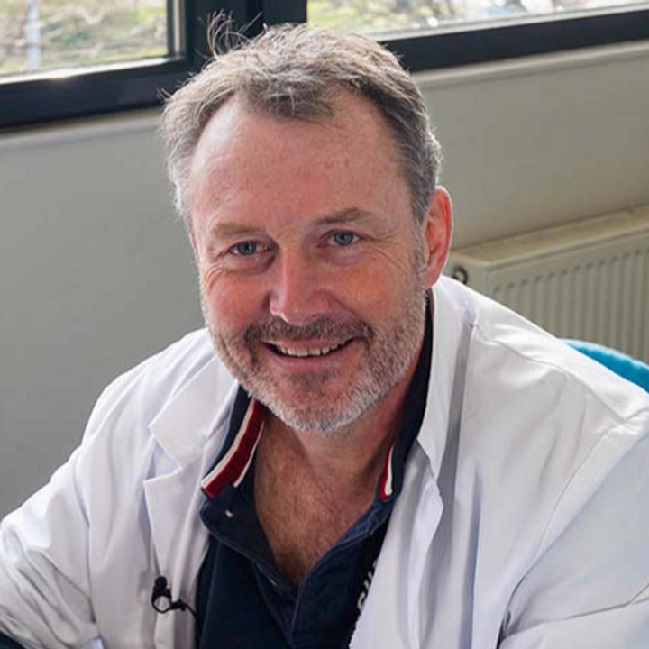 Dr François Debière