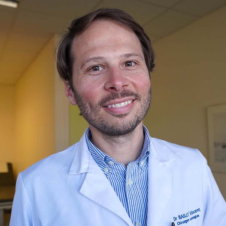 Dr Vincent Bailly