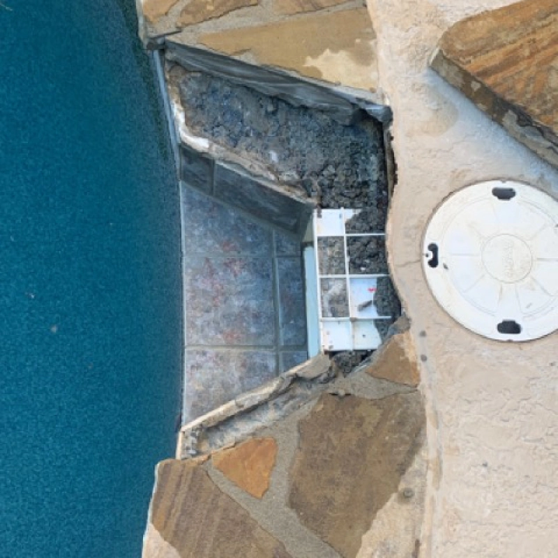 Crack repair on a concrete pool
