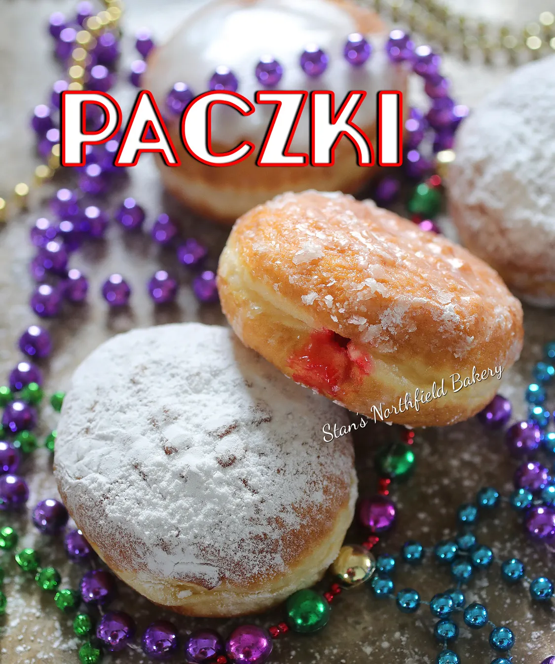 Pączki on Mardi Gras beads