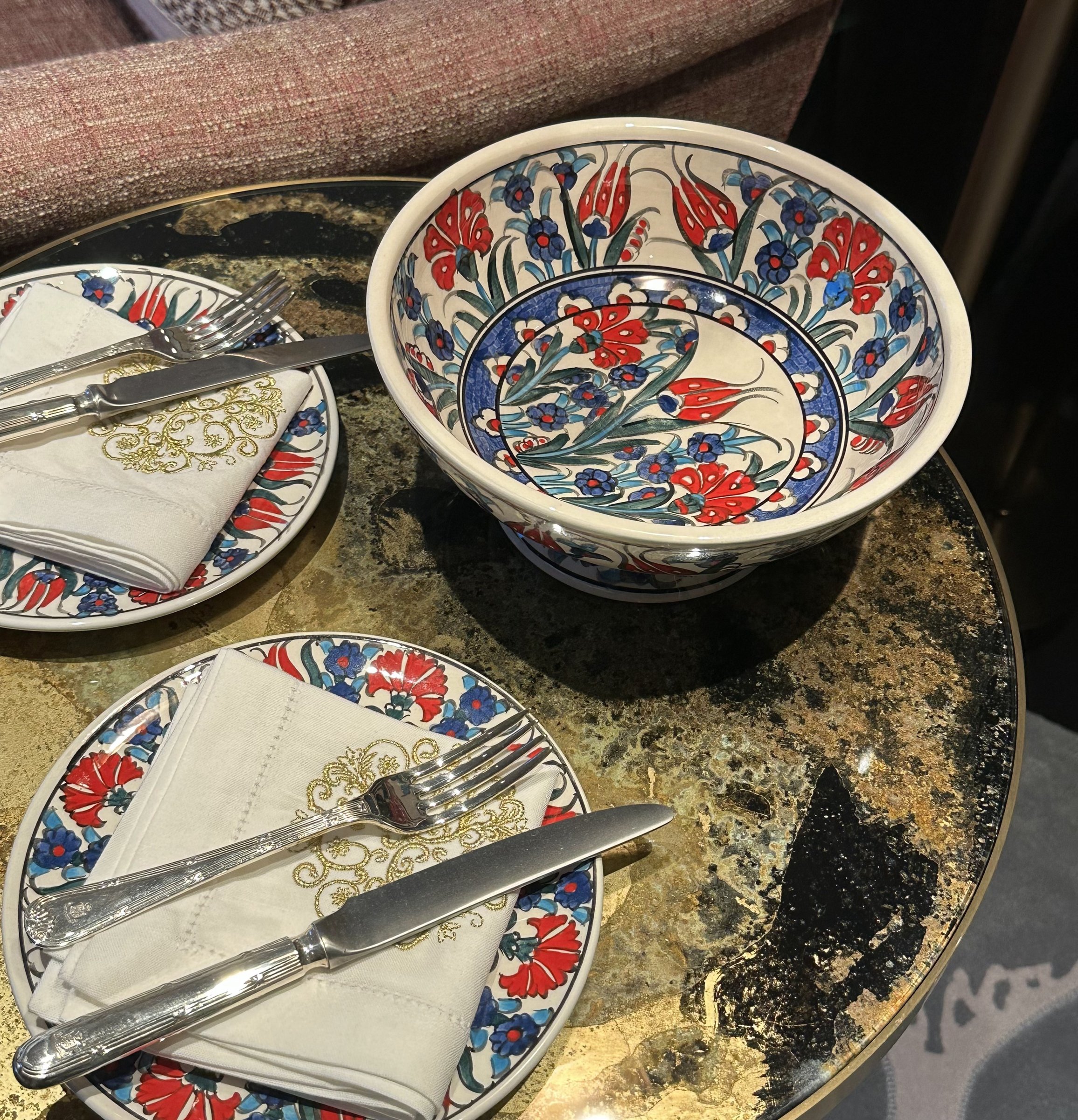 The Peninsula Istanbul – Turkish tableware