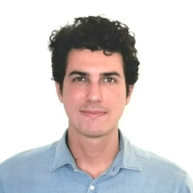 Omar Garib, retrato a color