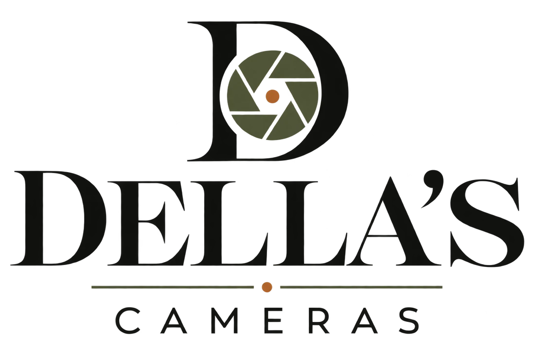 DELLA’S Cameras logo