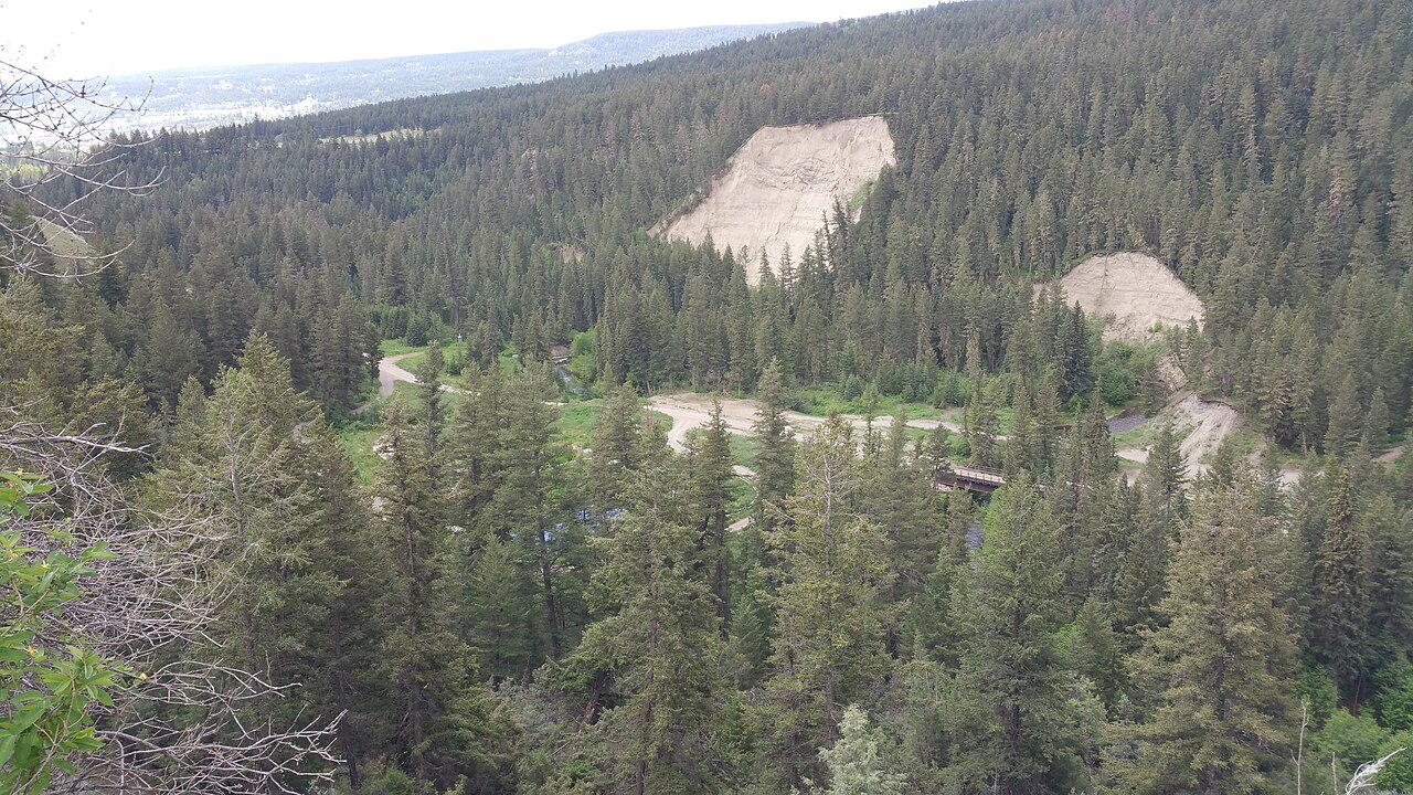 Campbell River School District 72 area photograph