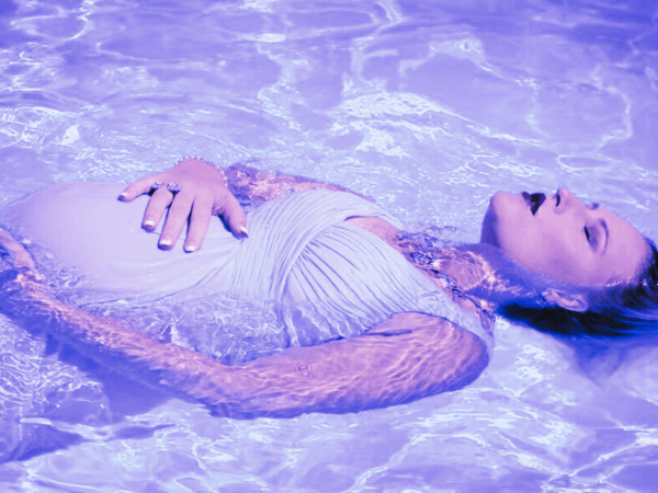 Floating during pregnancy