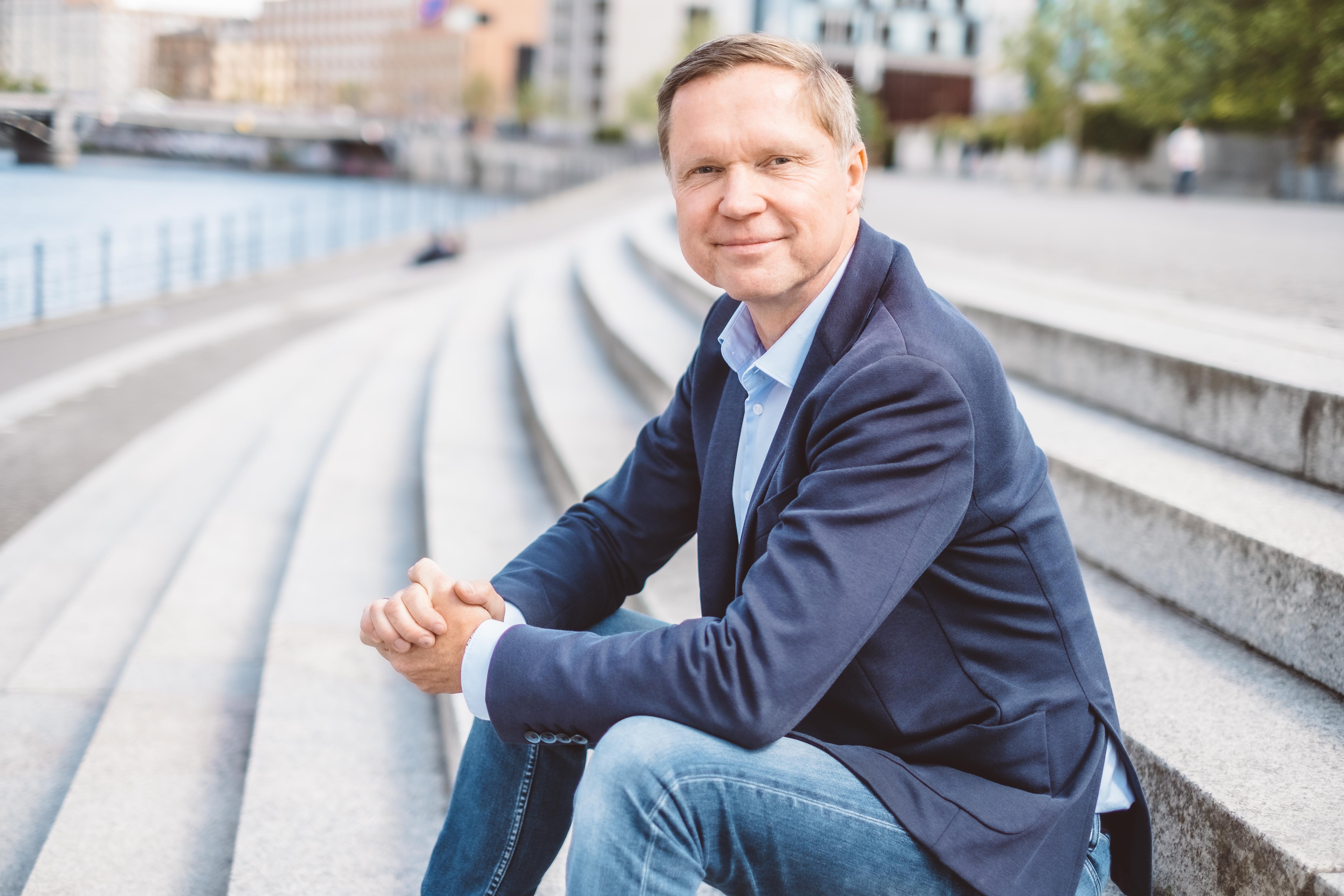 Dr. Kai Kochmann