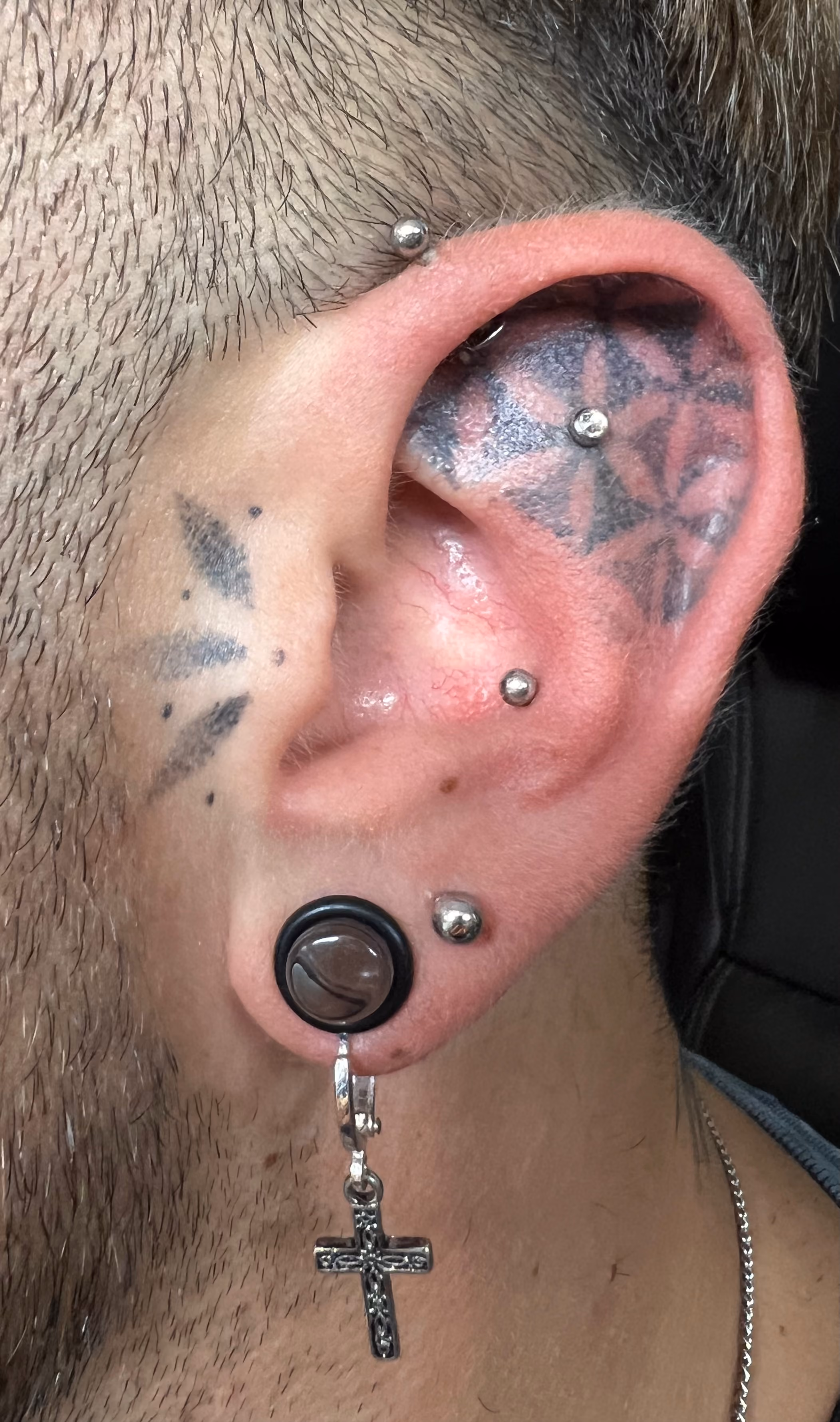 Piercing-Arbeit von Taboo Piercing Rostock