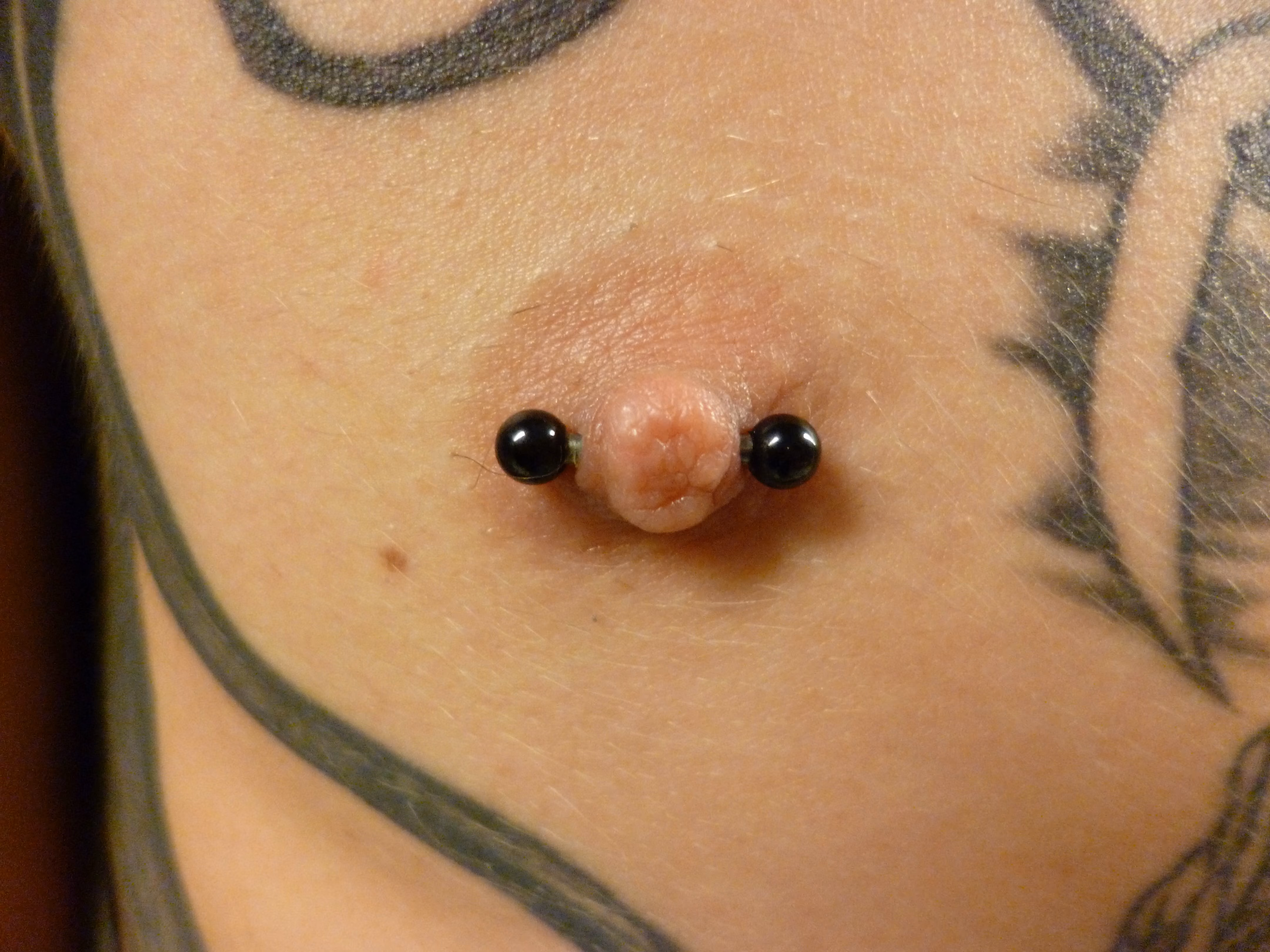 Piercing-Arbeit von Taboo Piercing Rostock