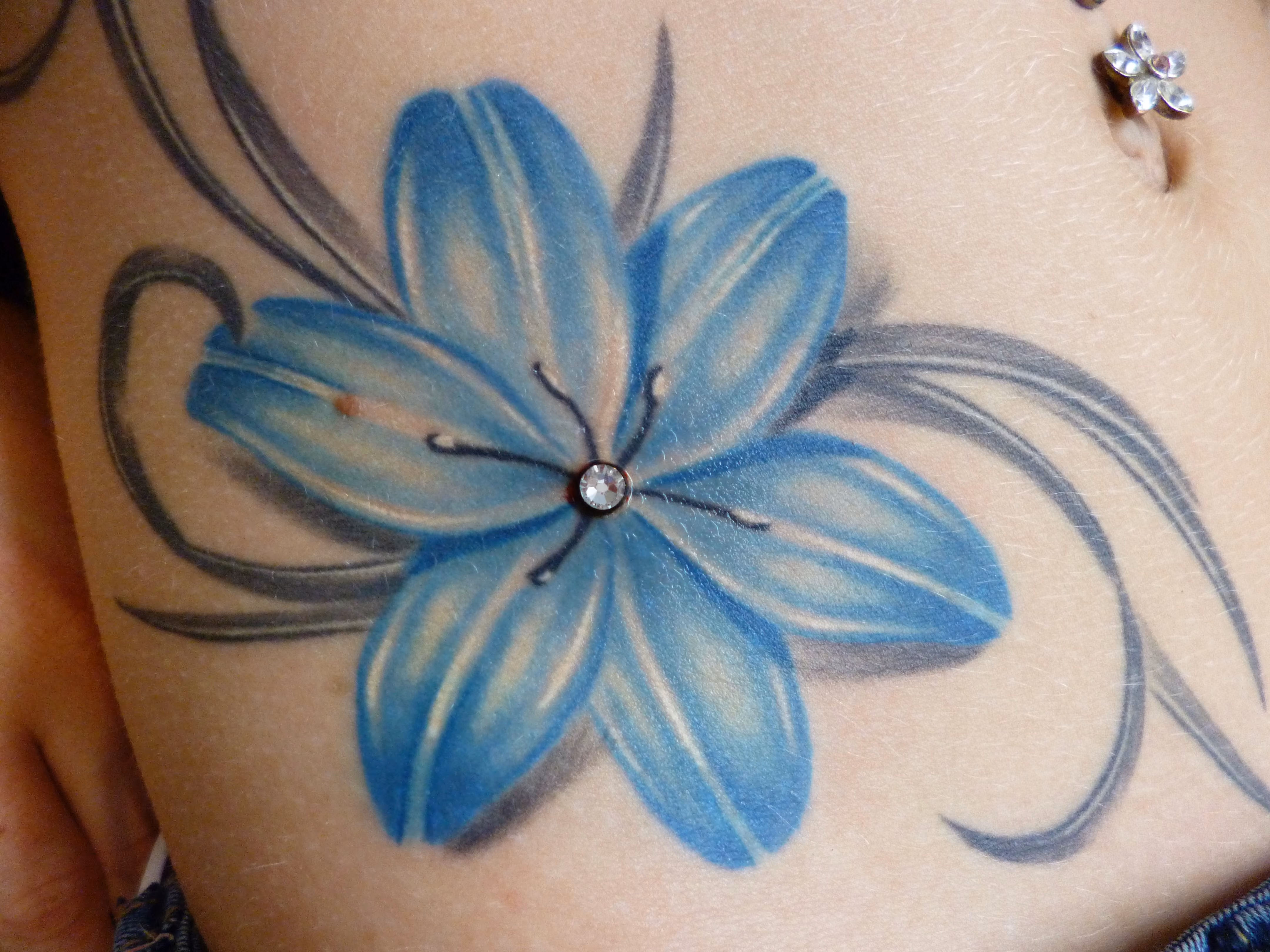 Piercing-Arbeit von Taboo Piercing Rostock