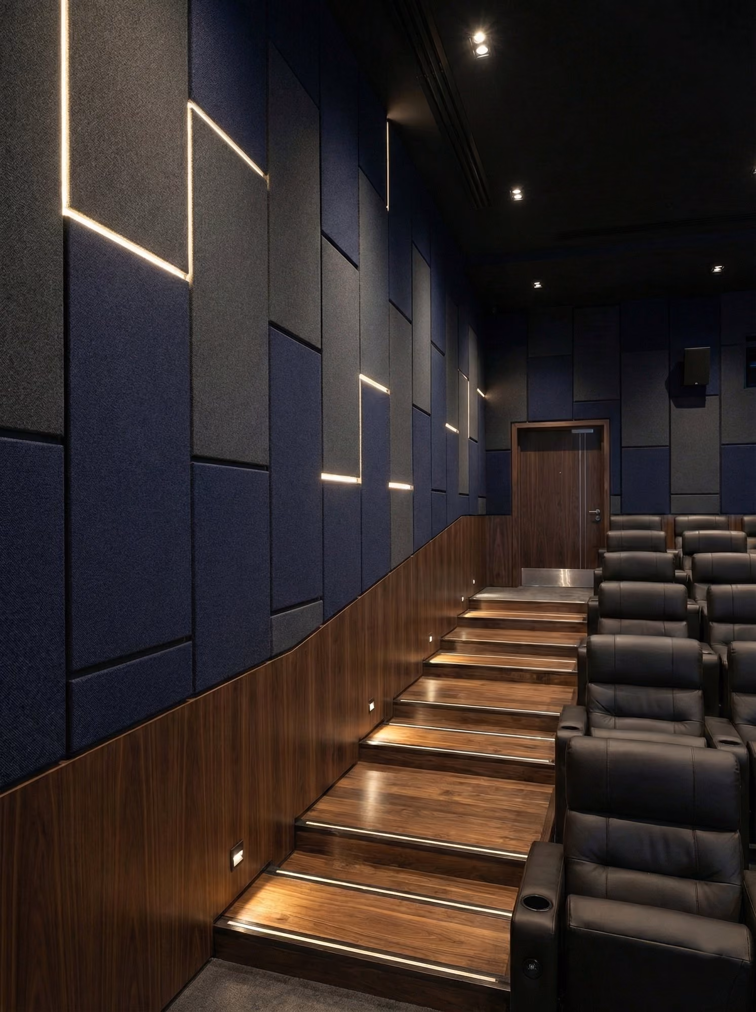 Parmephon Solo acoustic panel, view 2