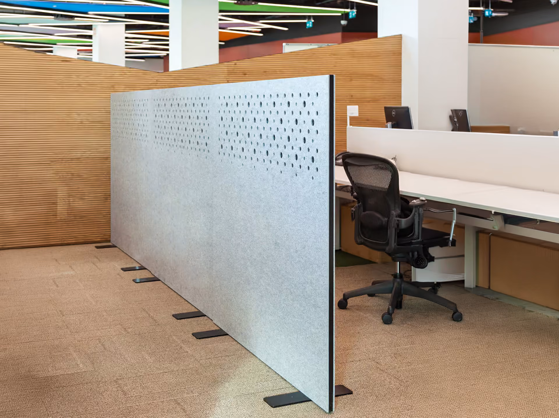 Recta acoustic screen by Feltouch, view 2