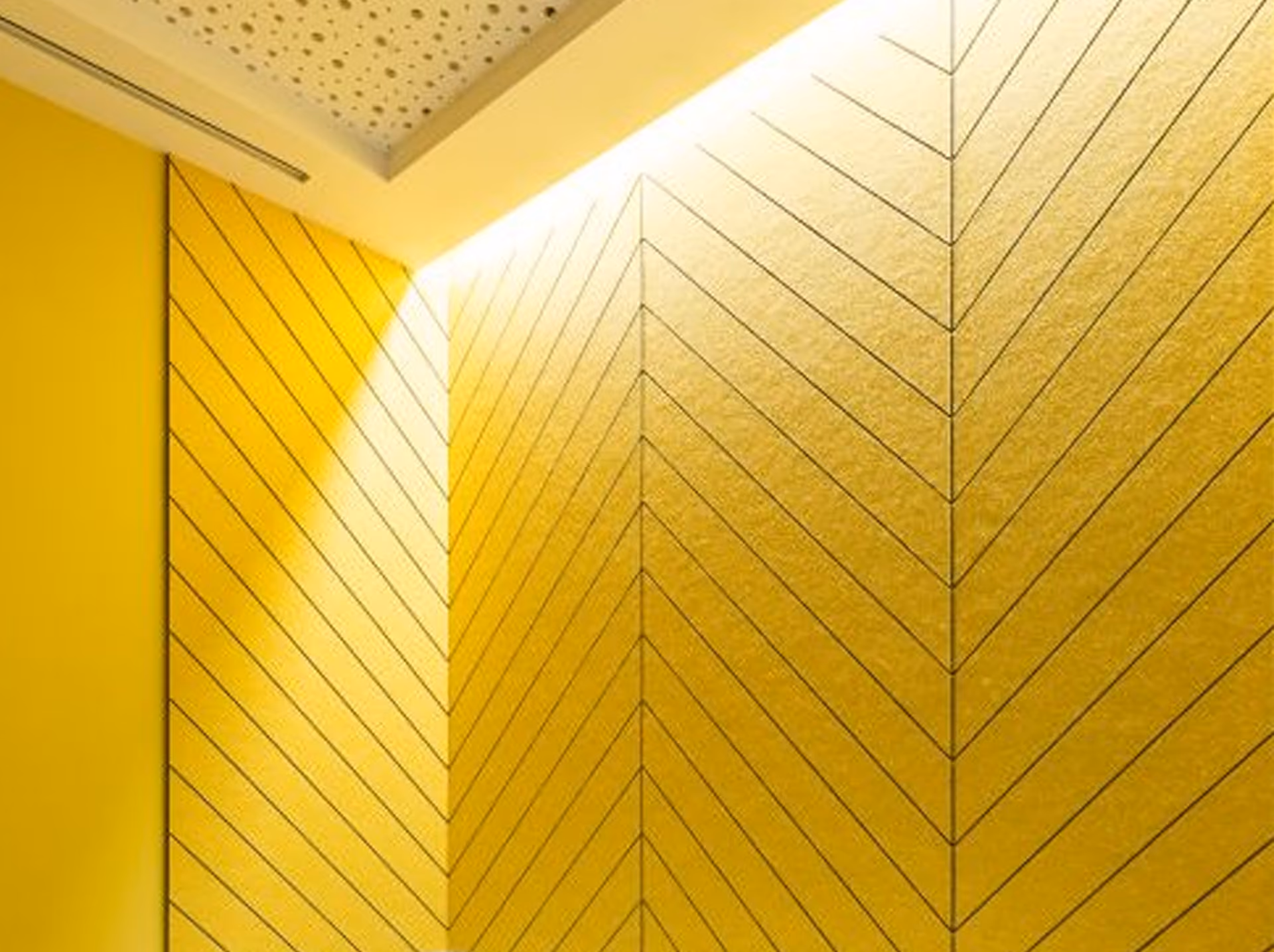 Chevrone 3D acoustic panel by Feltouch