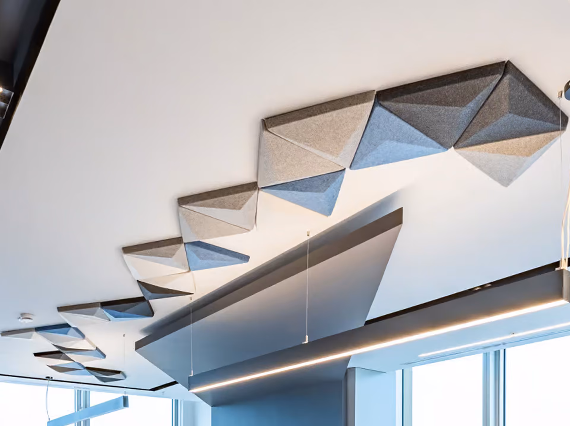 Rhino Triangle 3D acoustic panel by Feltouch, view 1