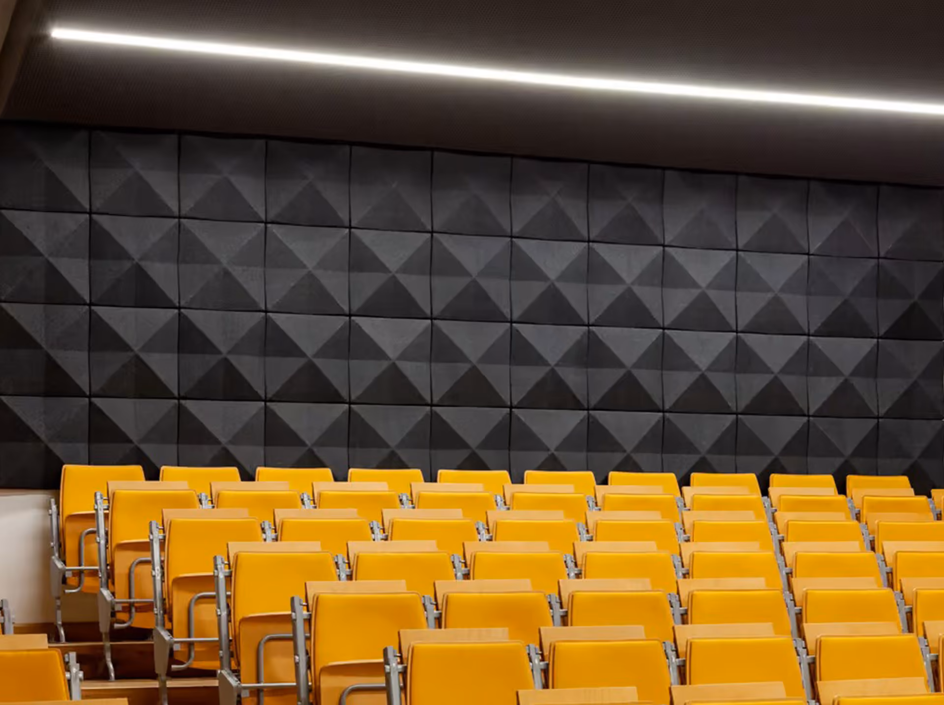Rhino Square 3D acoustic panel by Feltouch