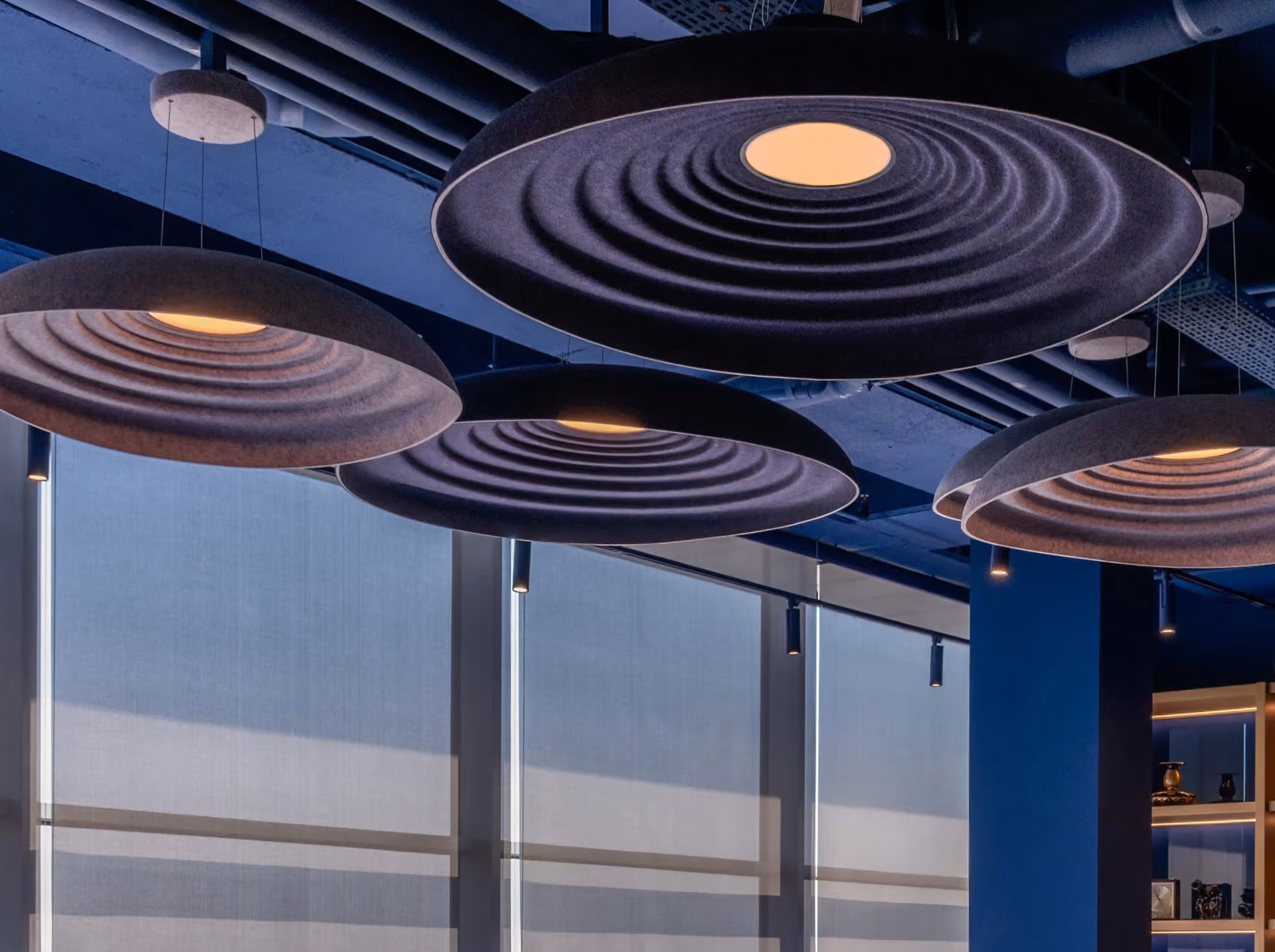 Ripple acoustic light by Feltouch, view 3