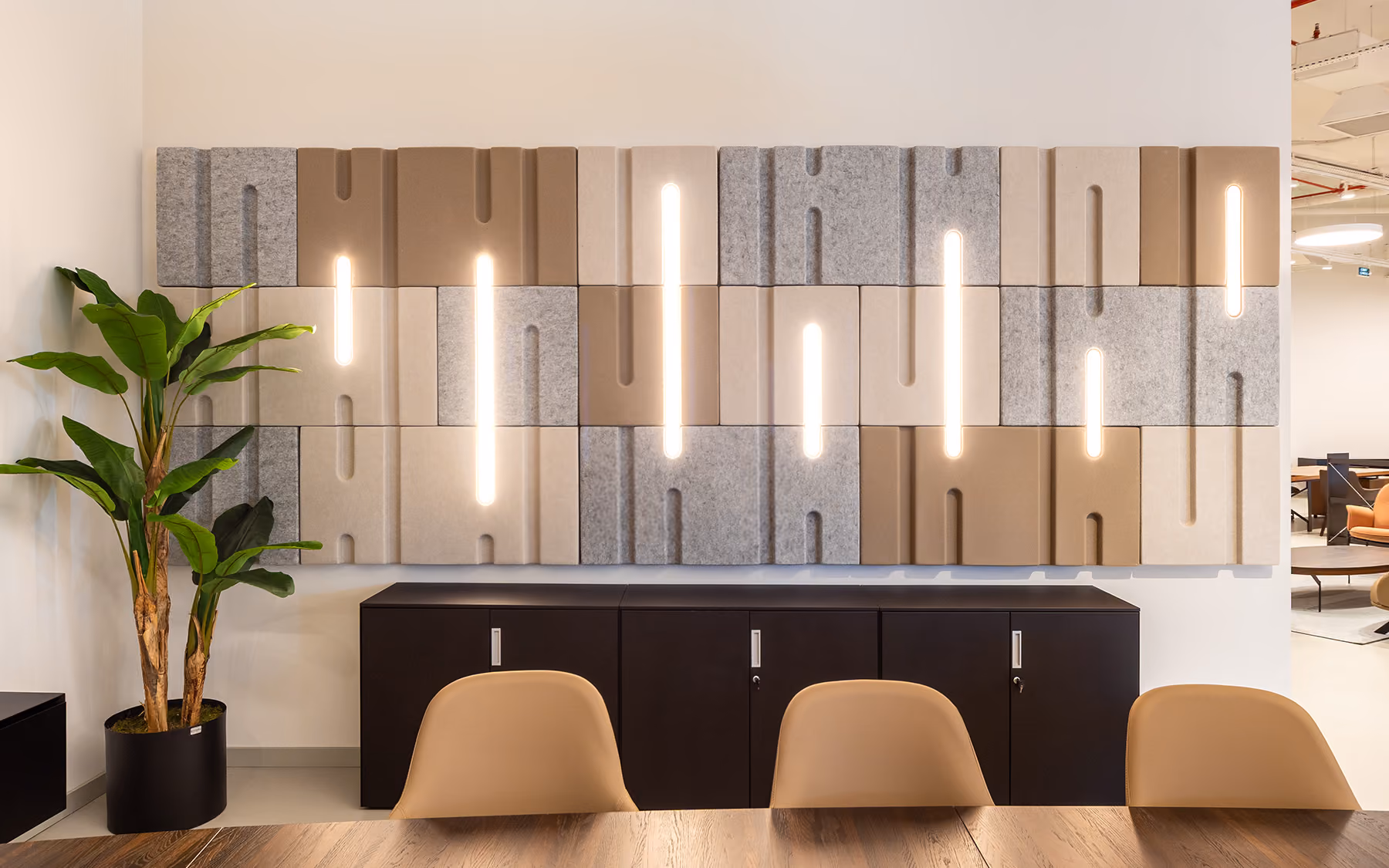 Raindrop acoustic light by Feltouch, view 3