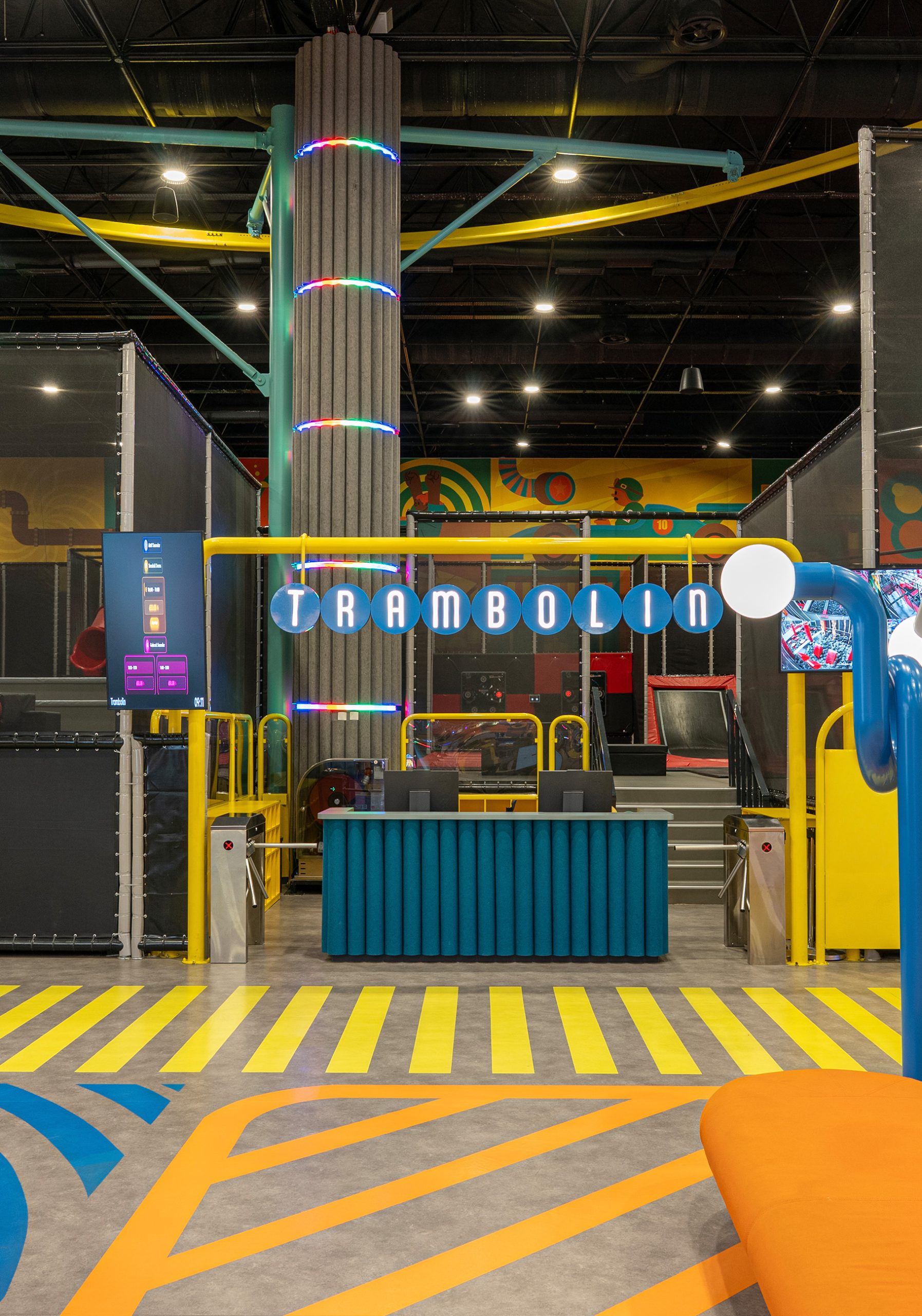 Entrance and information desk at Feltouch's Game Factory entertainment venue