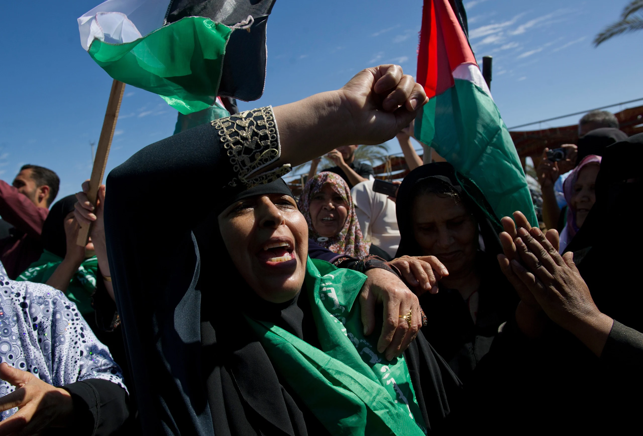 Photos by Lynsey Addario