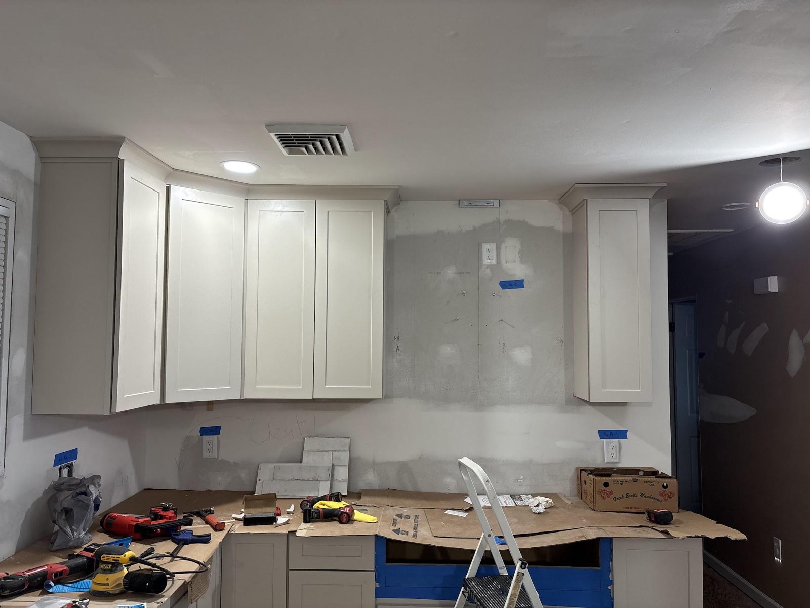 Hylen Kitchen