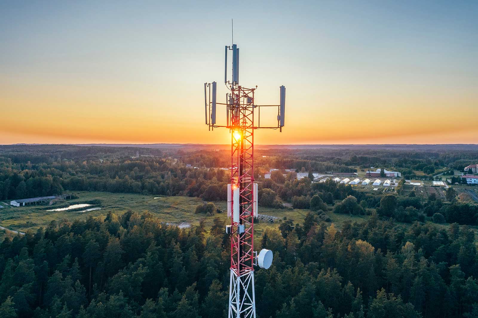 public vs private network differences