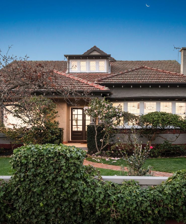 Period home and front garden in Malvern East