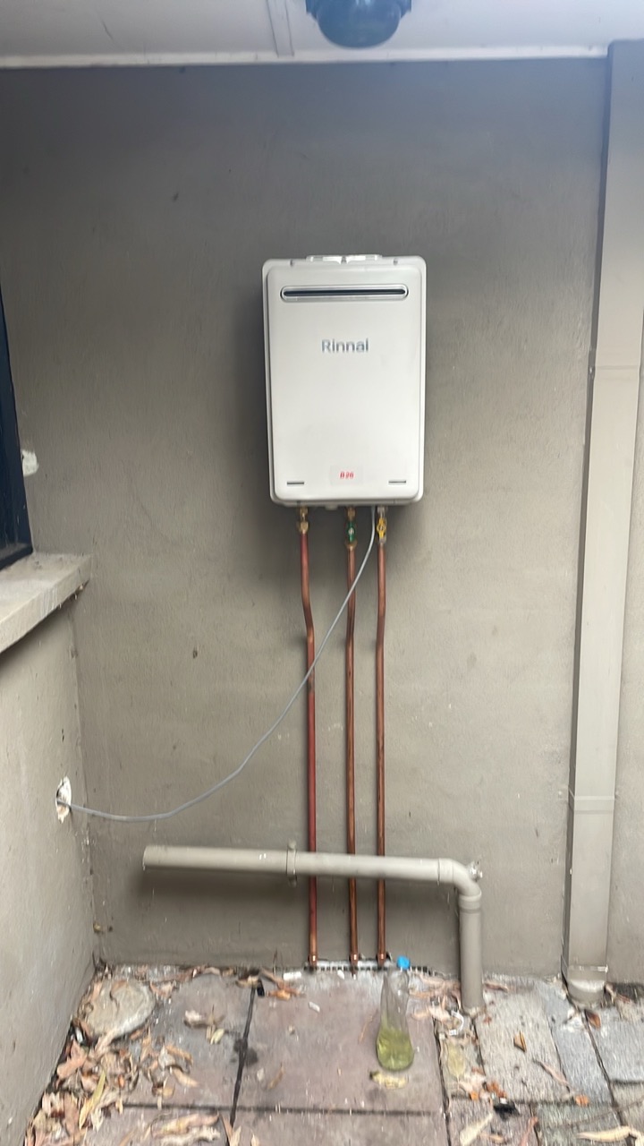 Rinnai gas hot water system installation