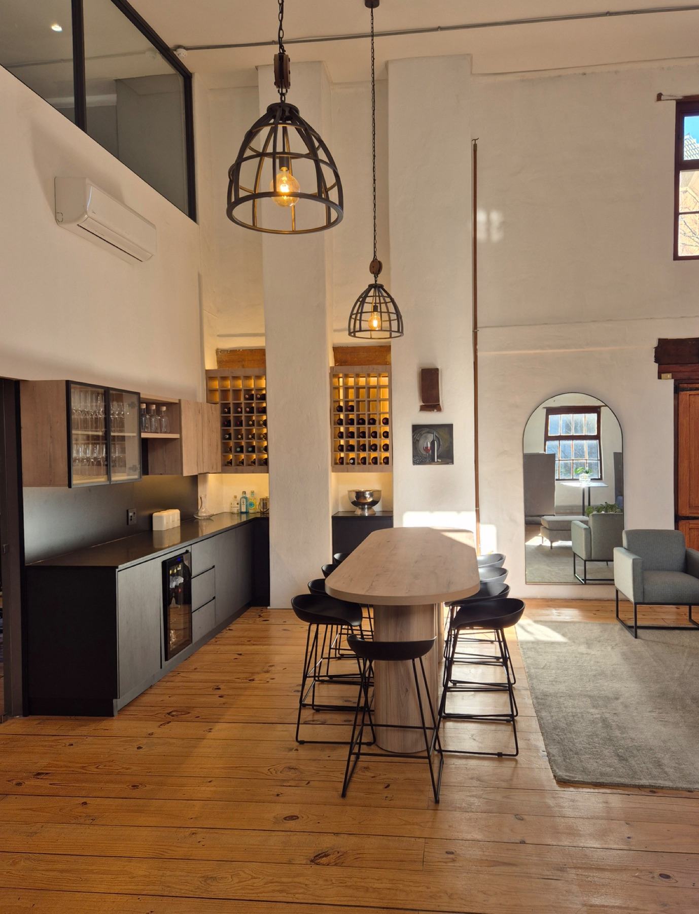 Granate Asset Management office kitchen and bar, Newlands