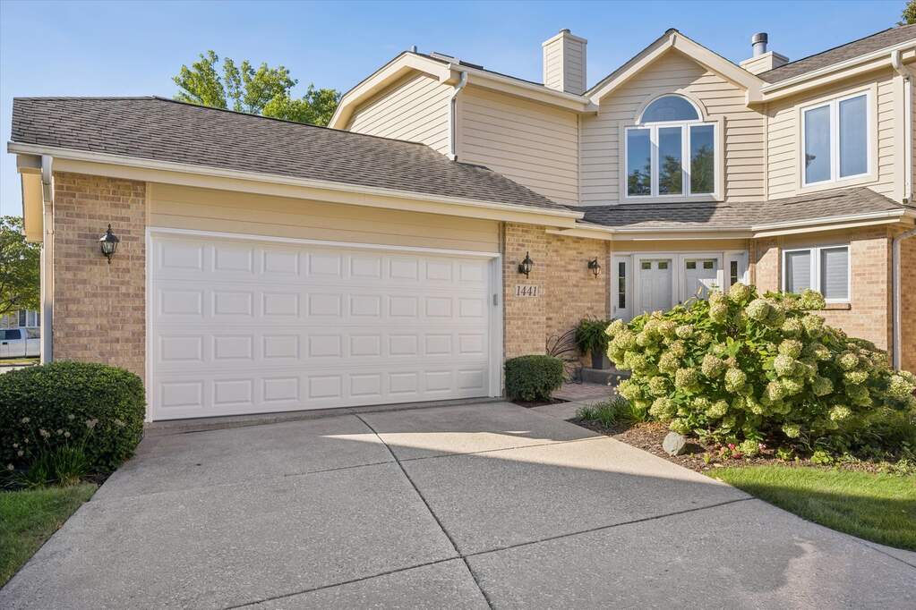 Property photo of 1441 Coventry Court #1441 in Darien, Illinois