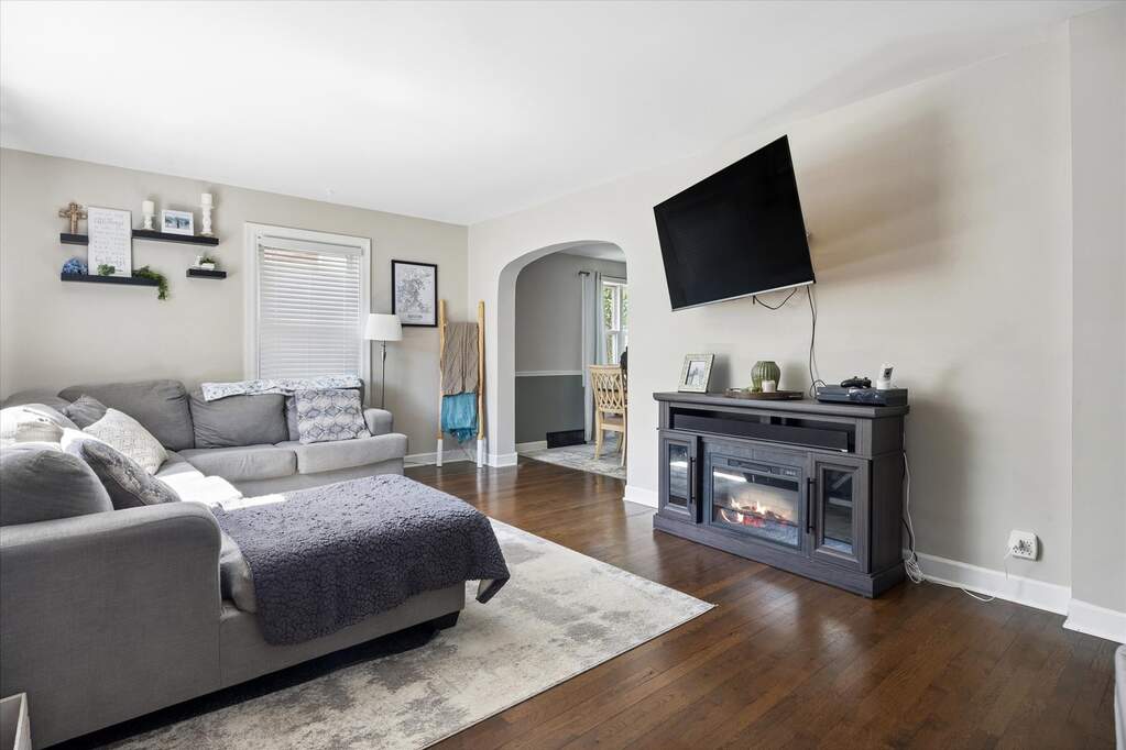 Property gallery photo