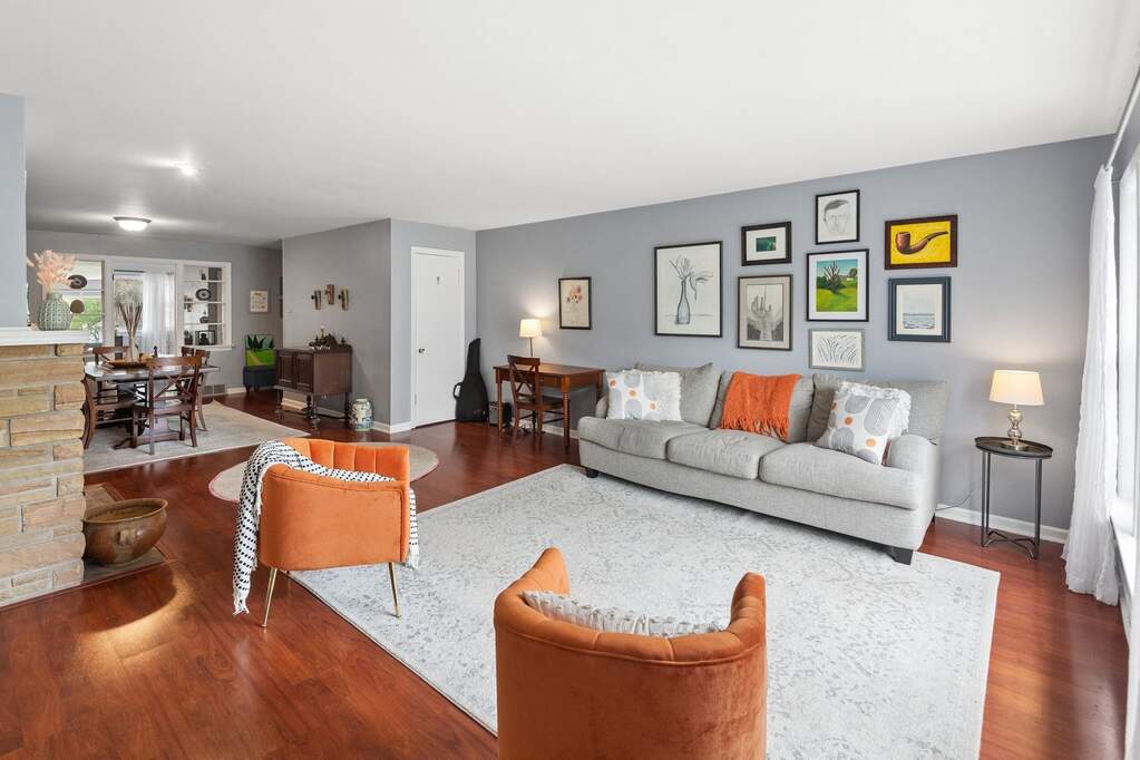 Property gallery photo