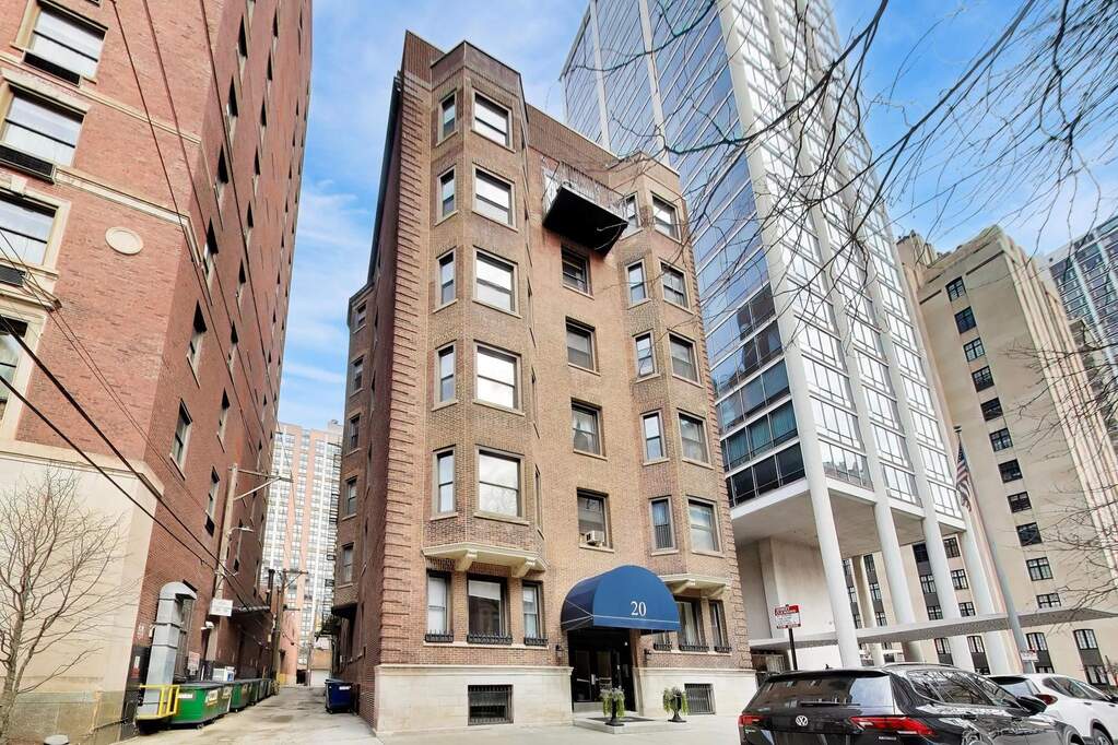 Property photo of 20 E Goethe Street #501 in Chicago, Illinois