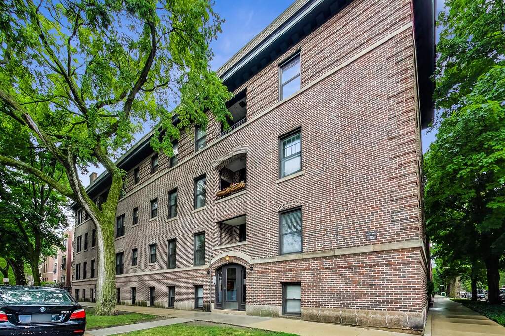Property photo of 2701 N Wilton Avenue #1 in Chicago, Illinois