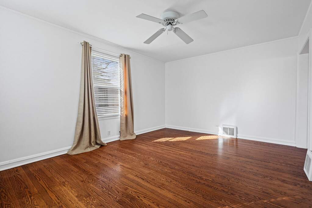 Property gallery photo