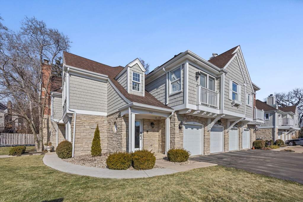Property photo for confidential Hinsdale listing MLS 12563053
