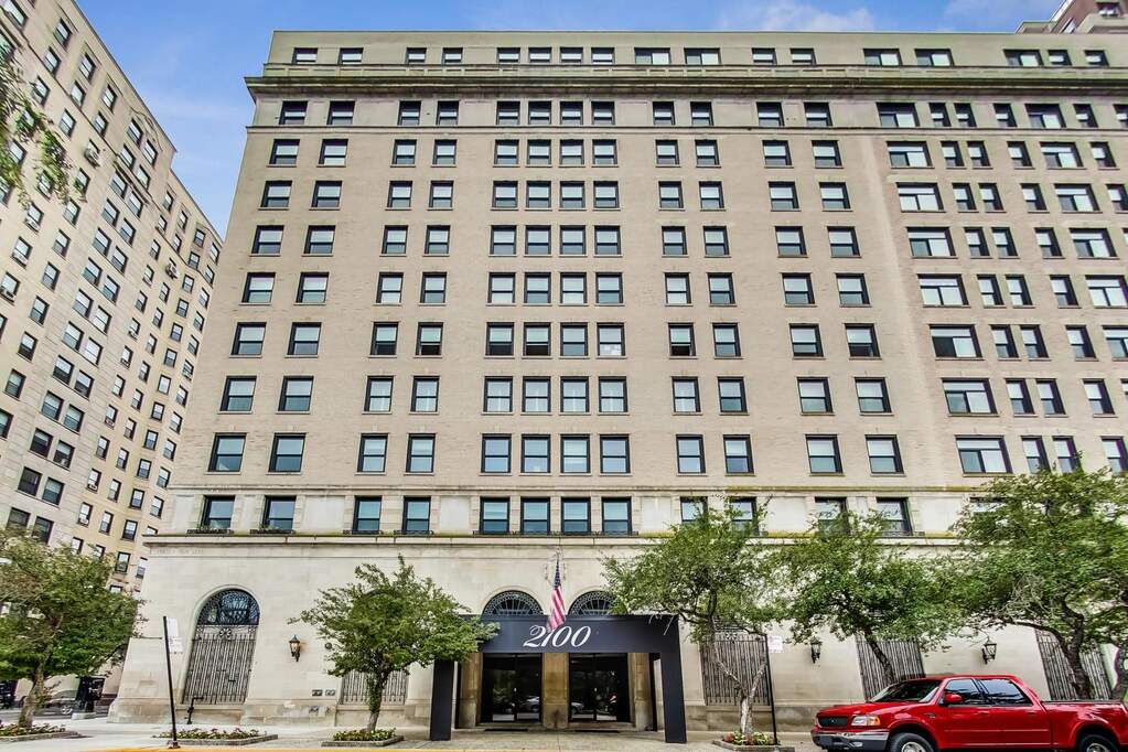 Property photo of 2100 N Lincoln Park West #5DS in Chicago, Illinois