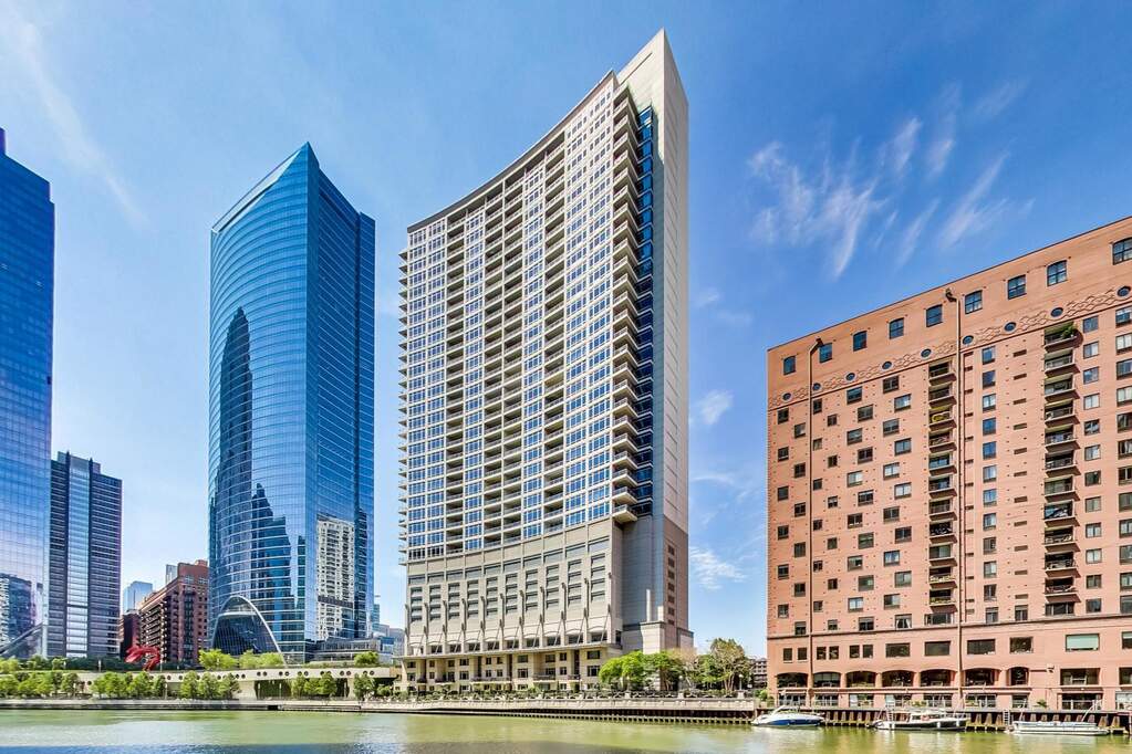Property photo for confidential Chicago listing MLS 12516412