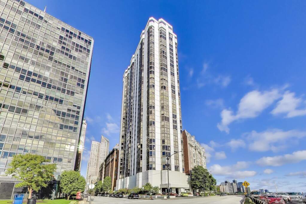 Property photo of 990 N Lake Shore Drive #26D in Chicago, Illinois