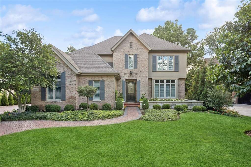 Property photo of 5527 S Park Avenue in Hinsdale, Illinois