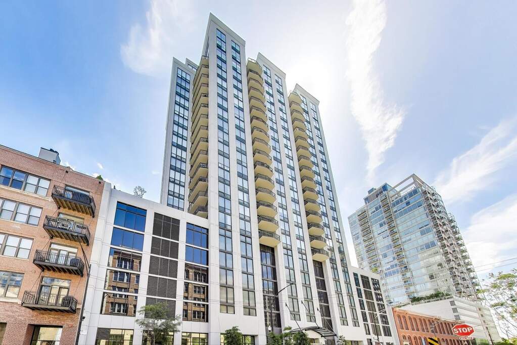 Property photo for confidential Chicago listing MLS 12433239