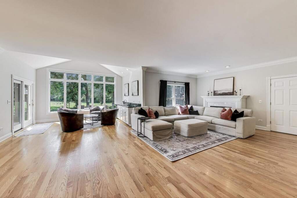Property gallery photo