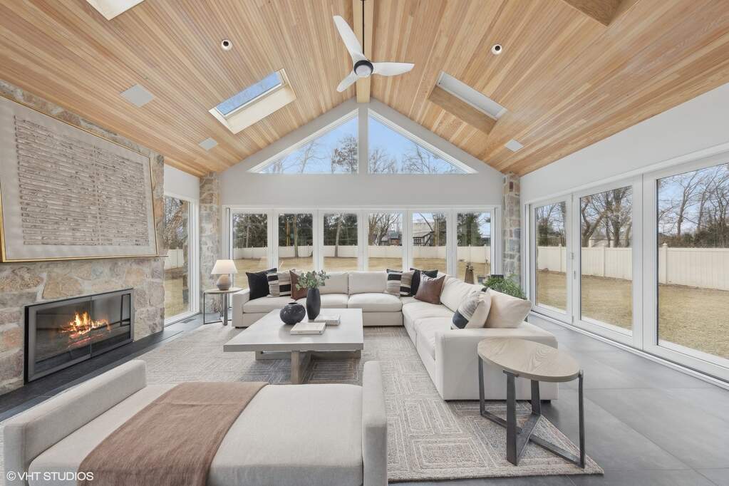 Property gallery photo
