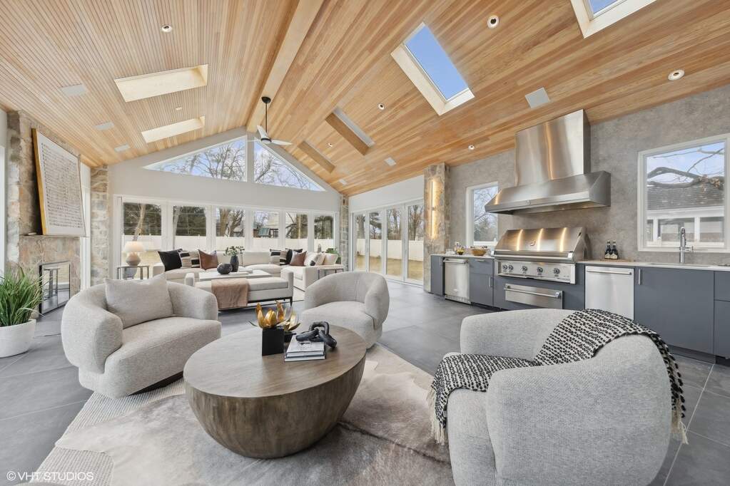 Property gallery photo